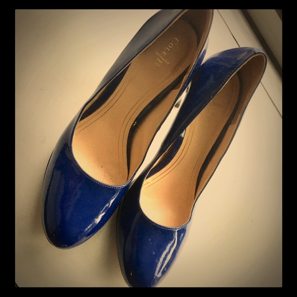 Dresser shoe